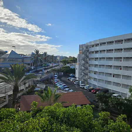 New Blue Seaside View Ponderosa, In Costa Adeje Playa de las Americas (Tenerife)